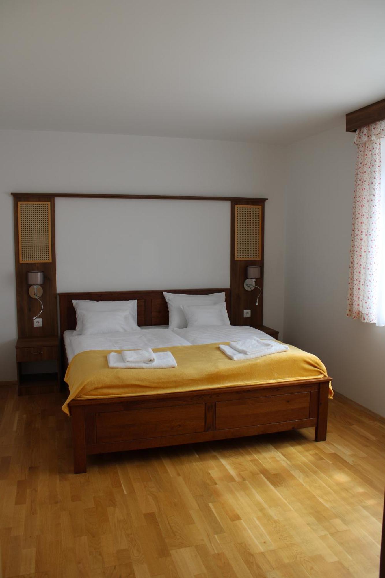 Mara Apartman Buek Екстериор снимка