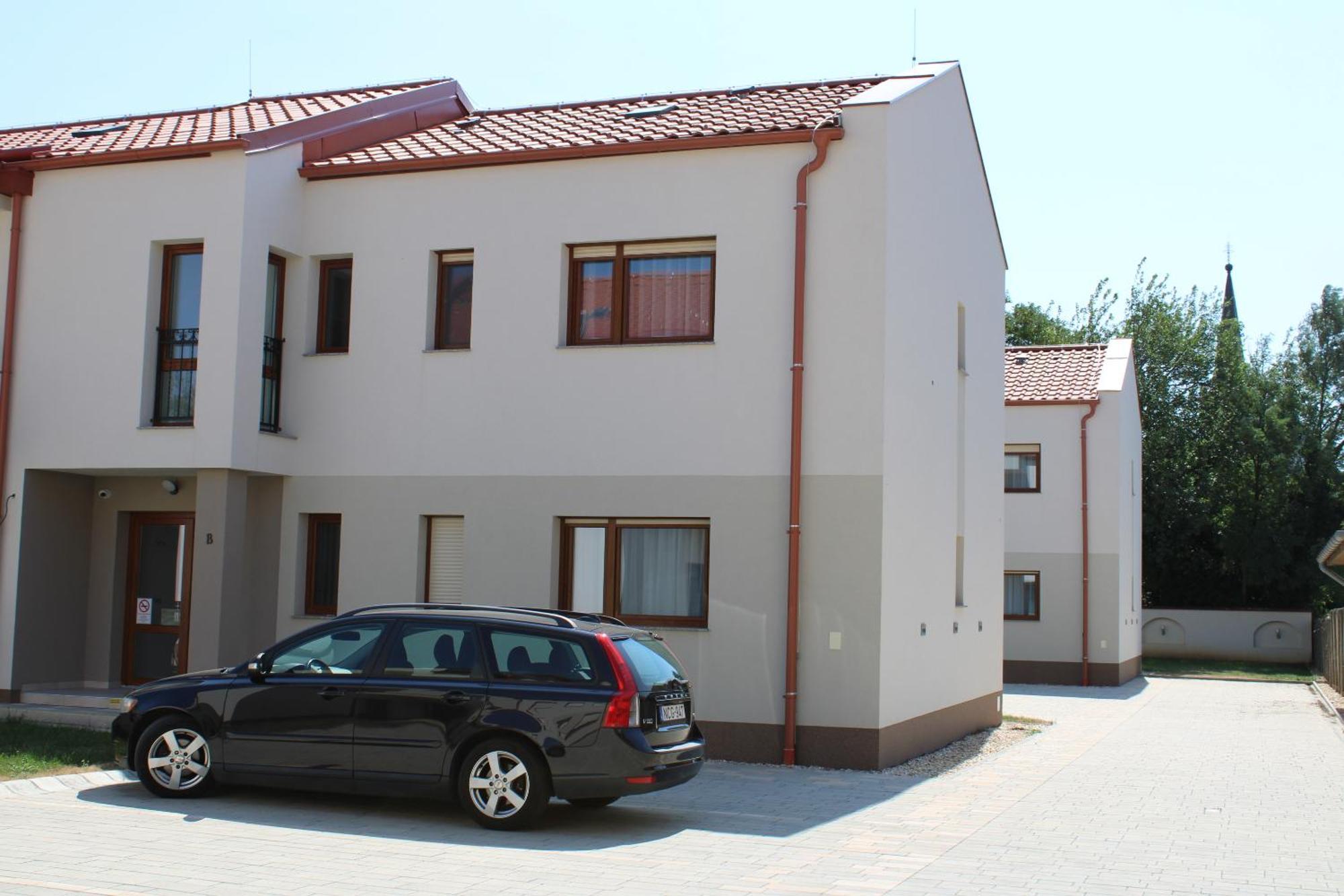 Mara Apartman Buek Екстериор снимка