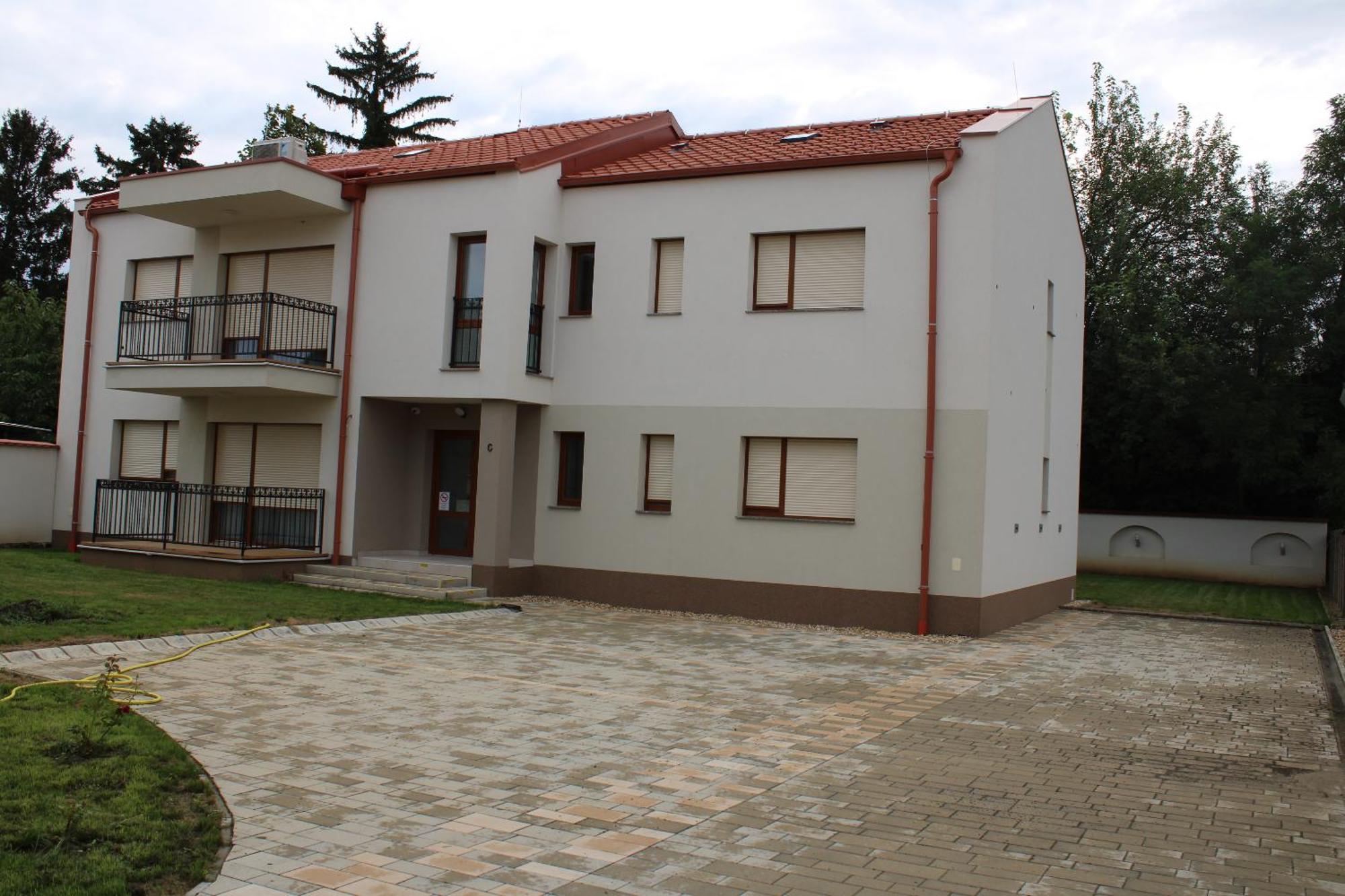 Mara Apartman Buek Екстериор снимка